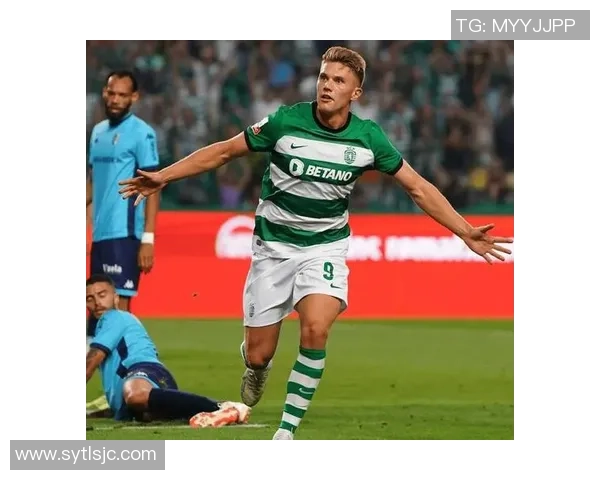 足球明星克雷的传奇故事与辉煌成就揭秘