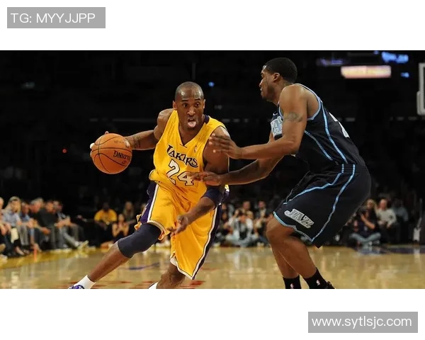 足球明星代言的酒品魅力揭秘球场外的风采与品味交融