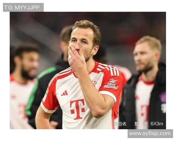 足球明星们的苦笑瞬间合集展现了他们背后的辛酸与坚持