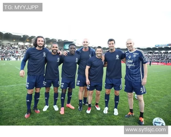 足球明星波尔多的辉煌历程与传奇瞬间回顾